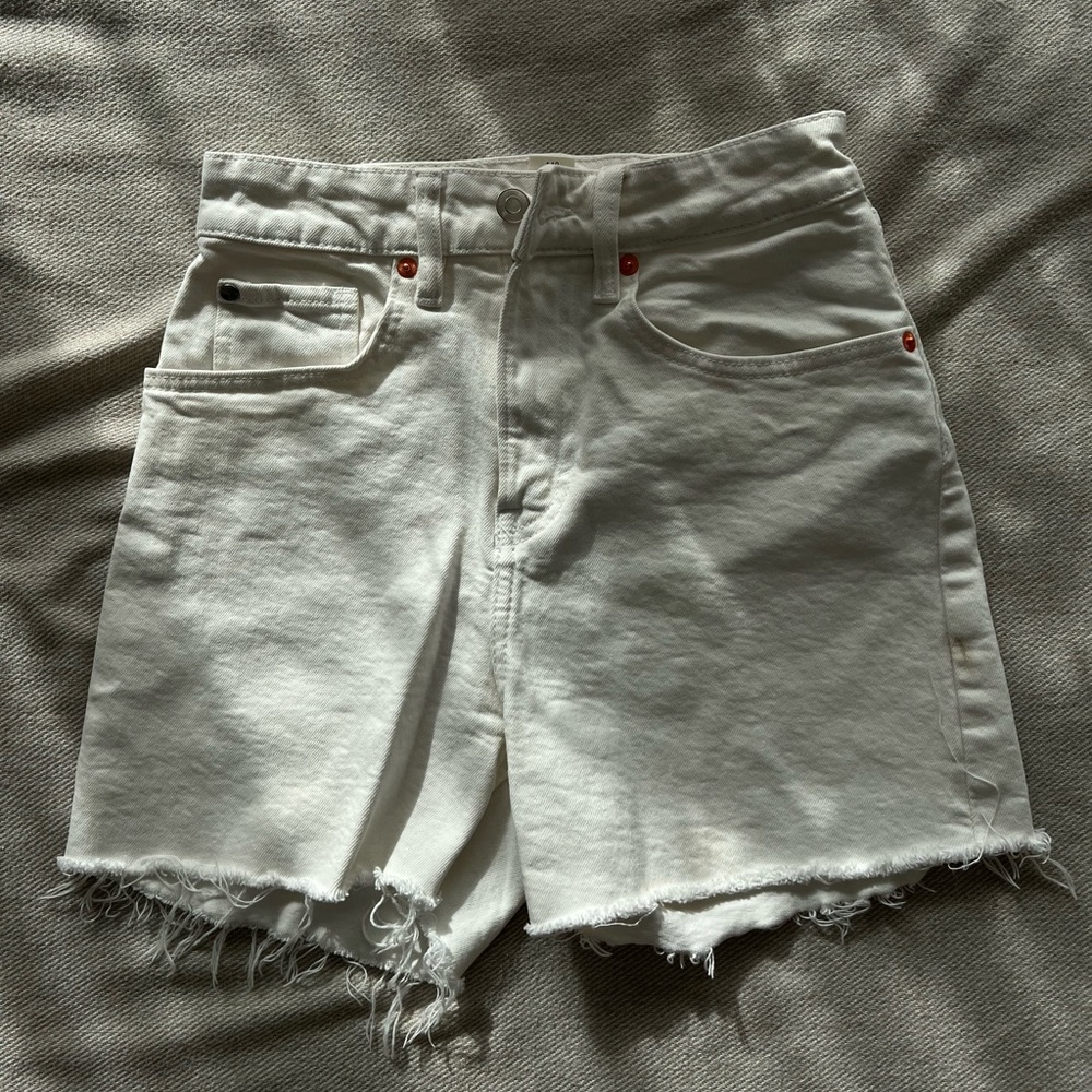 HM women’s white denim shorts high rise